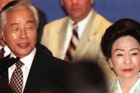 Cựu Tổng thống Hàn Quốc Kim Young-Sam và Phu nhân. (Nguồn: Getty Images)