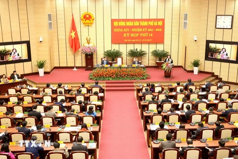 Quang cảnh bế mạc Kỳ họp thứ 14 của Hội đồng Nhân dân thành phố Hà Nội. (Ảnh: An Đăng/TTXVN)