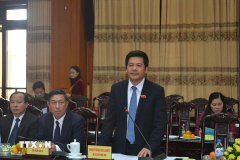 Chủ tịch UBND tỉnh Thái Bình Nguyễn Hồng Diên phát biểu tại buổi làm việc. (Ảnh: Thu Hoài/TTXVN)