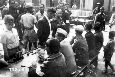 Một điểm bỏ phiếu ở Hà Nội trong ngày 6/1/1946. (Nguồn: TTXVN) 