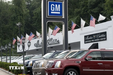 Xe ôtô của hãng GM được bán tại Martin Cadillac ở Yonkers, New York. (Nguồn: AFP/TTXVN)