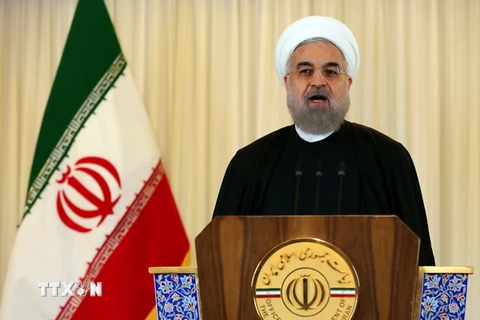 Tổng thống Iran Hassan Rouhani phát biểu tại một cuộc họp báo ở Tehran. (Nguồn: AFP/TTXVN)
