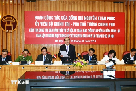 Phó Thủ tướng Nguyễn Xuân Phúc phát biểu chỉ đạo. (Ảnh: Doãn Tấn/TTXVN)