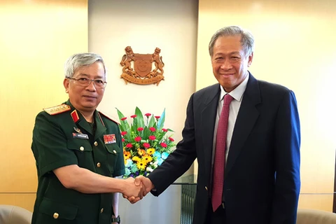 Việt Nam và Singapore nhất trí mở rộng hợp tác quốc phòng