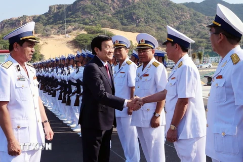 Chủ tịch nước Trương Tấn Sang đến dự Lễ khánh thành Cảng Quốc tế Cam Ranh (Khánh Hòa). (Ảnh: Nguyễn Khang/TTXVN) 