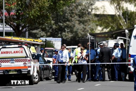 Cảnh sát phong tỏa con đường gần hiện trường vụ xả súng ở Sydney. (Nguồn: Reuters/TTXVN)