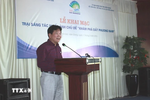 Thứ trưởng Bộ Văn hóa-Thể thao và Du lịch Vương Duy Biên phát biểu tại Lễ khai mạc. (Ảnh: Lê Sen/TTXVN)