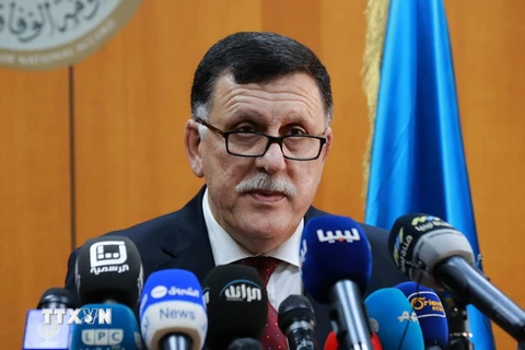 Ông Fayez al-Sarraj phát biểu trong cuộc họp báo ở Tripoli, Libya. (Nguồn: THX/TTXVN)