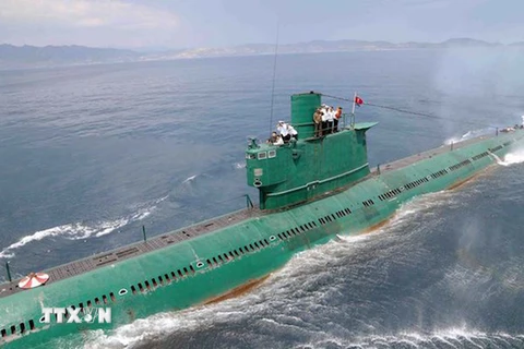Tàu ngầm 748 của Quân đội Triều Tiên tại một địa điểm không xác định hồi tháng 6/2014. (Nguồn: AFP/TTXVN)