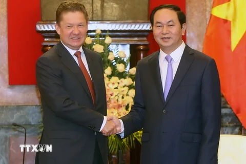 Chủ tịch nước Trần Đại Quang tiếp Chủ tịch Hội đồng quản trị Tập đoàn Dầu khí Gazprom Alexey Miller. (Ảnh: Nhan Sáng/TTXVN)