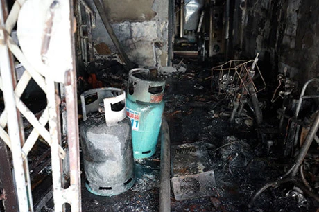 Hà Nội: Liên tiếp xảy ra hai vụ cháy khiến 2 người phải nhập viện
