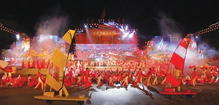 Hoành tráng lễ hội Hoa phượng Đỏ-Hải Phòng năm 2016
