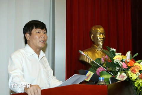 Thủ tướng bổ nhiệm ông Nguyễn Quang Thuấn giữ chức Chủ tịch Viện Hàn lâm Khoa học xã hội Việt Nam. (Ảnh: Nguyễn Dân/TTXVN)