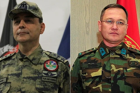 Thiếu tướng Cahit Bakir (trái) và Chuẩn tướng Sener Topuc. (Nguồn: aa.com.tr)