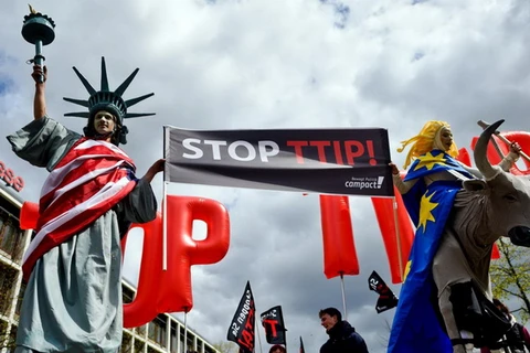 Biểu tình phản đối Hiệp định TTIP. (Nguồn: Getty Images)