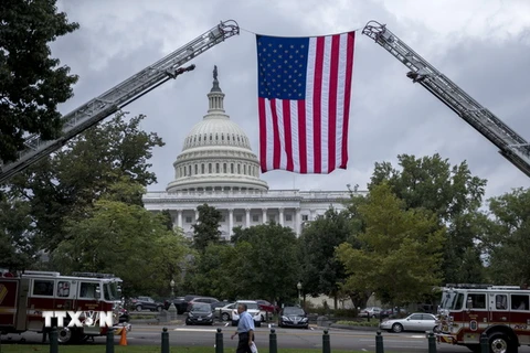 Quang cảnh bên ngoài trụ sở Quốc hội Mỹ ở thủ đô Washington DC. (Nguồn: EPA/TTXVN)