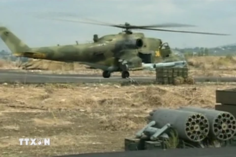 Trực thăng không quân Nga tại căn cứ Heymim ở thị trấn Latakia, Syria. (Nguồn: Reuters/TTXVN)