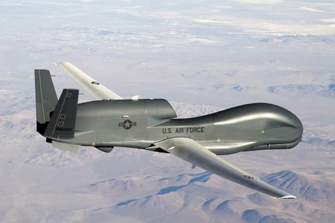UAV Northrop Grumman RQ-4 Global Hawk của Không quân Mỹ. (Nguồn: russia-insider.com)