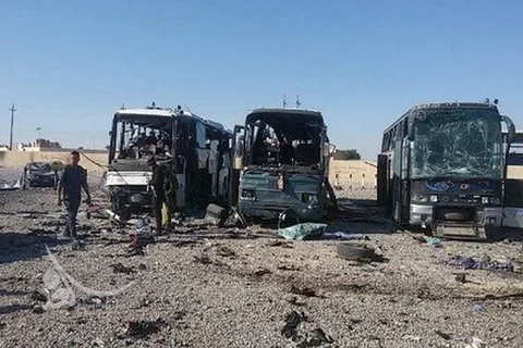 Hiện trường vụ đánh bom ce tại Samarra. (Nguồn: Samarra TV)