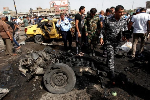 Hiện trường một vụ đánh bom tại Tikrit. (Nguồn: EPA/TTXVN)