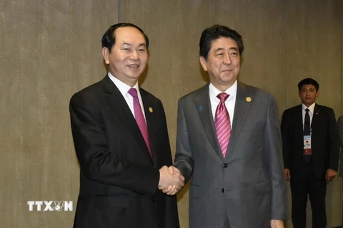 Chủ tịch nước Trần Đại Quang tiếp Thủ tướng Nhật Bản Shinzo Abe. (Nguồn: TTXVN)