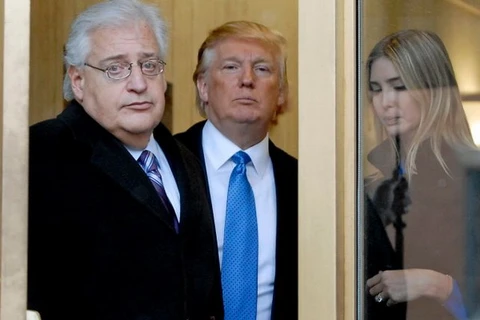 Ông David Friedman và Tổng thống đắc cử Mỹ Donald Trump trong một cuộc gặp hồi năm 2010. (Nguồn: Bloomberg)