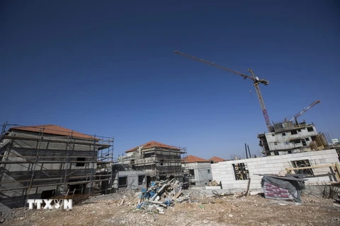 Công trình xây dựng khu định cư của Israel ở Pesqat Ze'ev phía Bắc Jerusalem. (Nguồn: EPA/TTXVN)