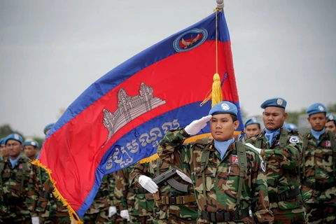Lực lượng mũ nồi xanh Campuchia. (Nguồn: cambodiadaily.com)