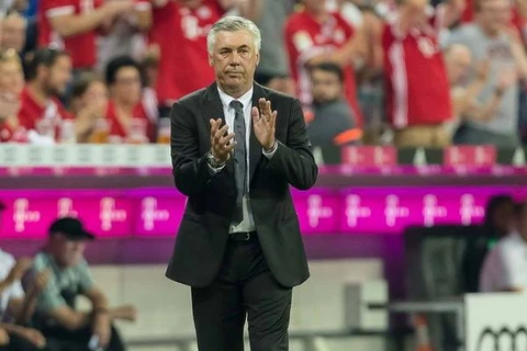 Tại trận đấu thứ 1.000 trên cương vị huấn luyện viên, các cầu thủ Bayern đã tặng ông thầy của mình 8 bàn thắng. (Nguồn: Fcb.de)