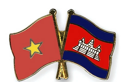 Tăng cường hợp tác giữa quân đội Việt Nam và Campuchia 
