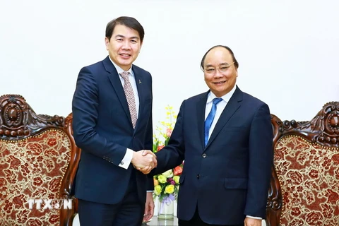 Thủ tướng Nguyễn Xuân Phúc tiếp ông Lim Ming Yan, Chủ tịch Tập đoàn CapitaLand. (Ảnh: Thống Nhất/TTXVN)