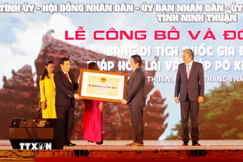 Bộ trưởng Bộ Văn hóa, Thể thao và Du lịch Nguyễn Ngọc Thiện phát biểu tại buổi lễ. (Ảnh: Nguyễn Thành/TTXVN)
