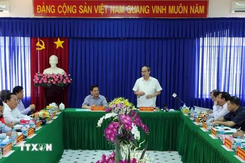 Chủ tịch Ủy ban Trung ương Mặt trận Tổ quốc Việt Nam Nguyễn Thiện Nhân phát biểu tại buổi làm việc. (Ảnh: Trung Hiếu/TTXVN)