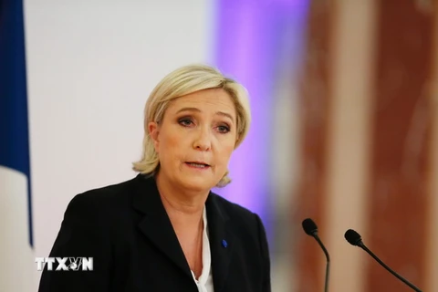 Ứng cử viên Marine Le Pen phát biểu trong chiến dịch vận động tranh cử ở Paris. (Nguồn: AFP/TTXVN)