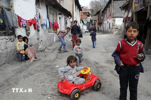 Trẻ em tị nạn Syria tại Ismetpasa, Thổ Nhĩ Kỳ. (Nguồn: AFP/TTXVN)