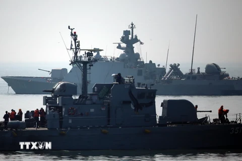 Tàu chiến Hàn Quốc tuần tra khu vực gần biên giới trên biển phía Tây. (Nguồn: AFP/TTXVN)