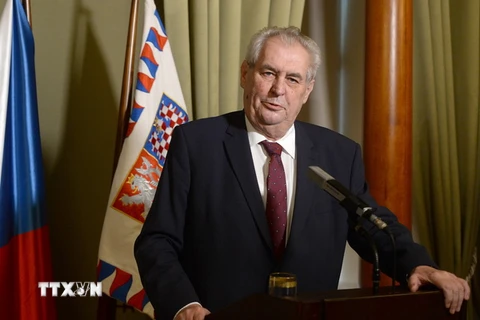 Tổng thống Séc Milos Zeman phát biểu tại cuộc họp báo ở thủ đô Praha. (Nguồn: AFP/TTXVN)