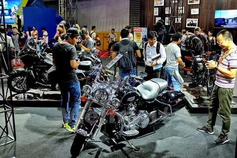 Ra mắt các sản phẩm thương hiệu xe máy, môtô nổi tiếng được giới thiệu tại Vietnam Motorcycle Show 2017. (Ảnh: Thế Anh/Vietnam+)