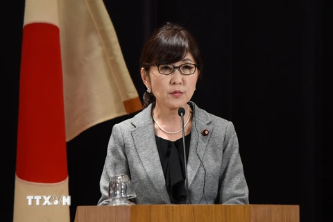 Bộ trưởng Quốc phòng Nhật Bản Tomomi Inada trong cuộc họp báo tại Tokyo. (Nguồn: AFP/TTXVN)