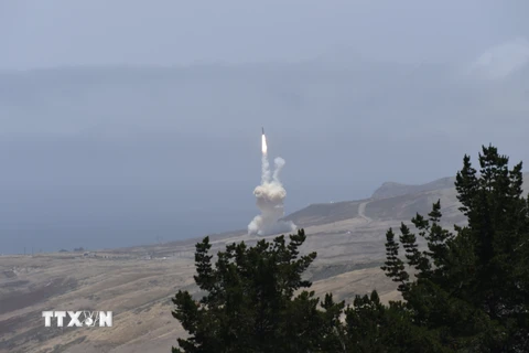 Vụ thử Hệ thống đánh chặn tên lửa đạn đạo xuyên lục địa của quân đội Mỹ ngày 30/5. (Nguồn: EPA/TTXVN)