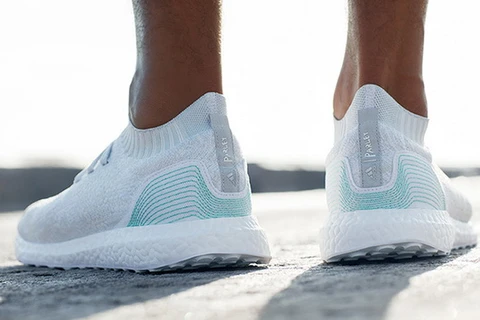 Adidas mới đây đã đưa rác thải nhựa từ đại dương trở thành một phần của mẫu giày Ultra BOOST X Parley.
