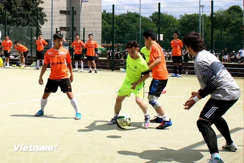 Các trận đấu của Giải Bóng đá Thanh niên, sinh viên diễn ra sôi nổi, quyết liệt. (Ảnh: Trần Quang Vinh/Vietnam+)