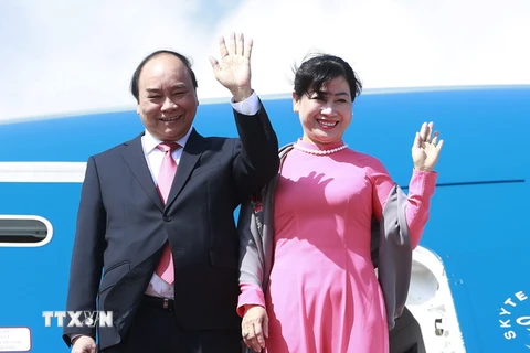Thủ tướng Chính phủ Nguyễn Xuân Phúc và Phu nhân. (Ảnh: Thống Nhất/TTXVN)