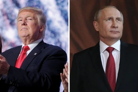 Tổng thống Nga Vladimir Putin (phải) và người đồng cấp Mỹ Donald Trump. (Nguồn: AP)