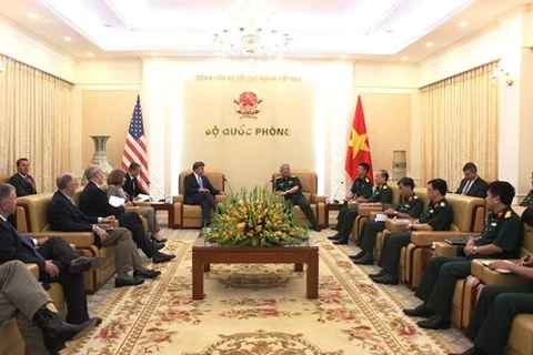 Tăng cường quan hệ hợp tác quốc phòng giữa Hoa Kỳ và Việt Nam