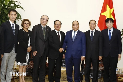 Thủ tướng Nguyễn Xuân Phúc tiếp Tổng Thư ký ASEAN Lê Lương Minh. (Ảnh: Thống Nhất/TTXVN)