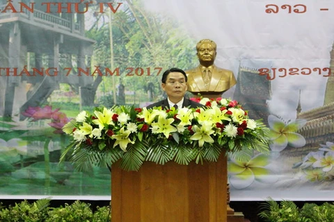 Chủ tịch Hội hữu nghị Lào-Việt phát biểu tại lễ bế mạc. (Nguồn: Vietnam+)