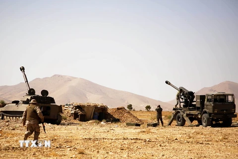 Liban tạm ngừng bắn trong cuộc chiến chống IS ở biên giới với Syria