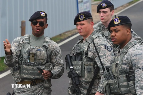 Binh sỹ Mỹ tham gia một cuộc tập trận chung Mỹ-Hàn ở thành phố Gunsan, Tây Nam Hàn Quốc. (Nguồn: AFP/TTXVN)