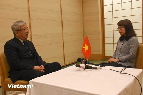 Thượng tướng Nguyễn Chí Vịnh trả lời phỏng vấn phóng viên TTXVN. (Ảnh: Nguyễn Tuyến-Thành Hữu/Vietnam+)